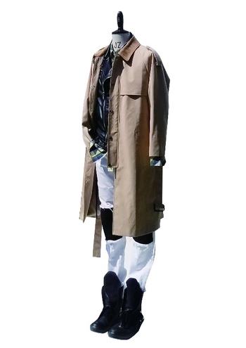 Long trench coat with shoulder tab